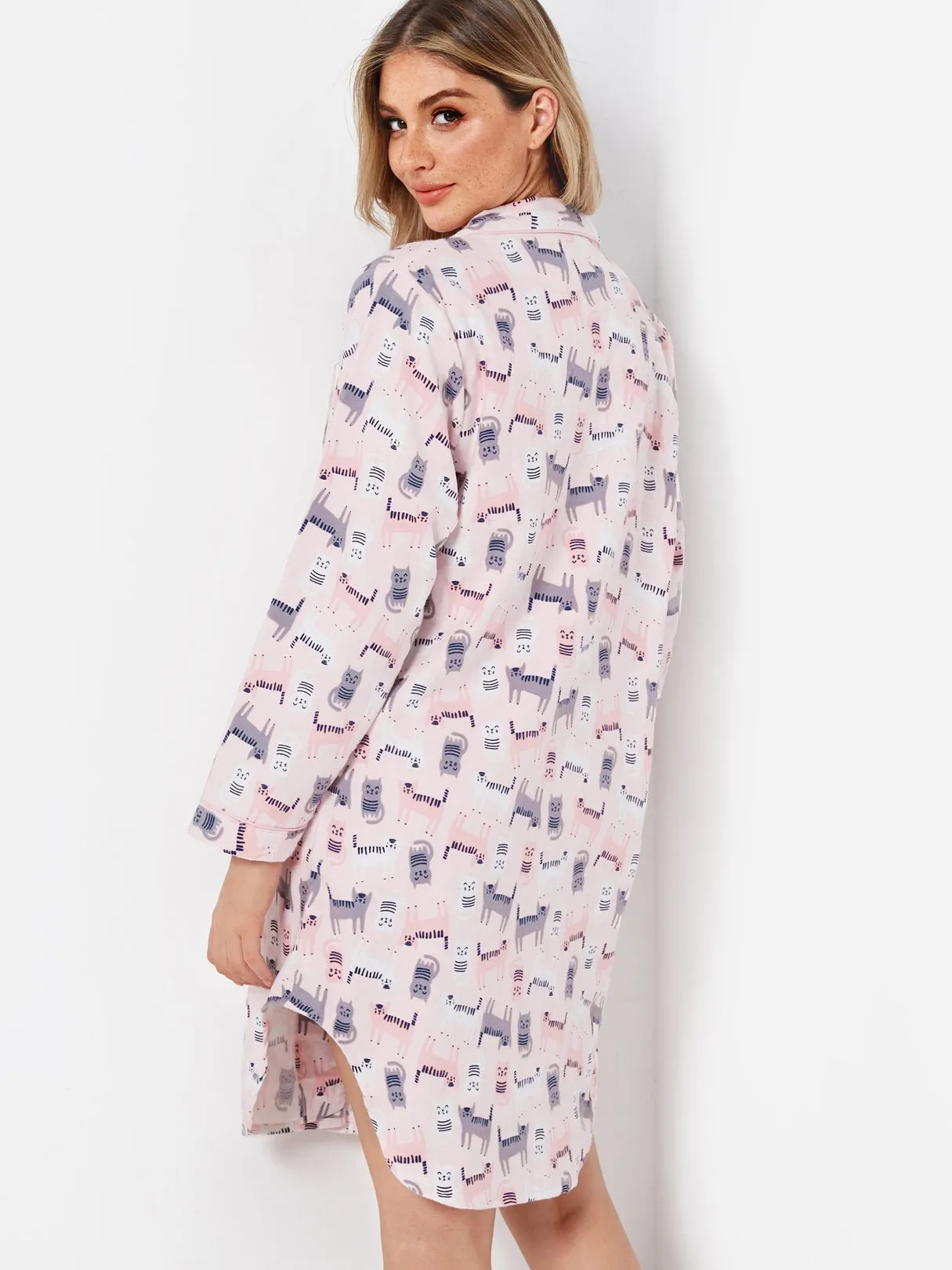 Wholesale Pink Long Sleeve Printed Curved Hem Casual Dress